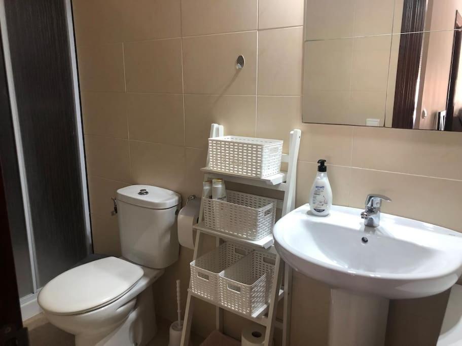 Apartamento En Primera Linea De Playa El Palo Malaga Bagian luar foto