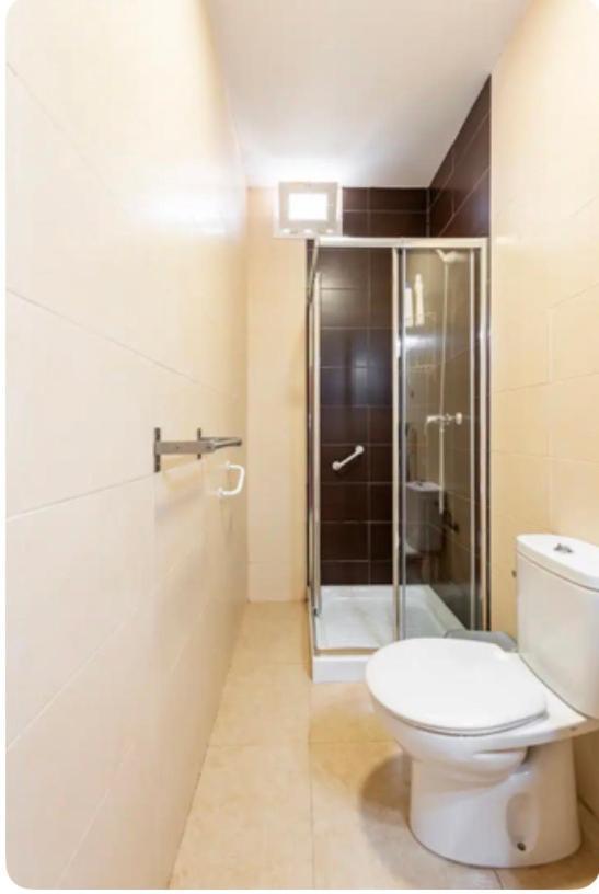 Apartamento En Primera Linea De Playa El Palo Malaga Bagian luar foto