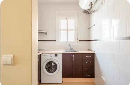 Apartamento En Primera Linea De Playa El Palo Malaga Bagian luar foto